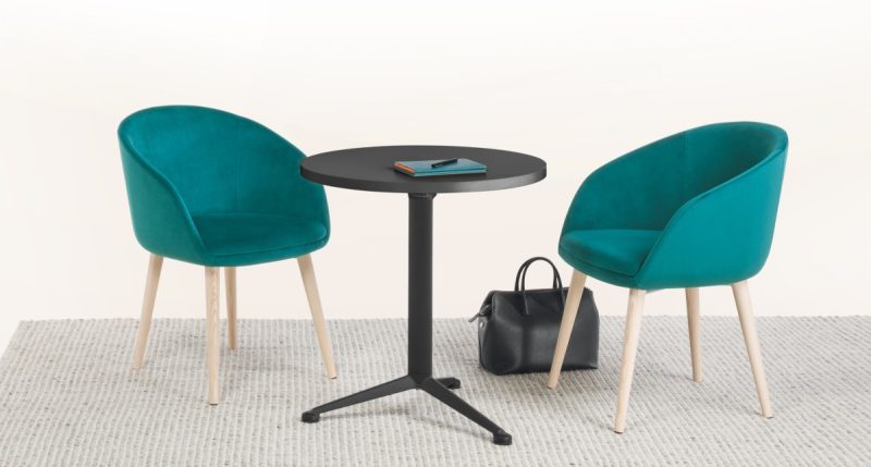 Aria Chair